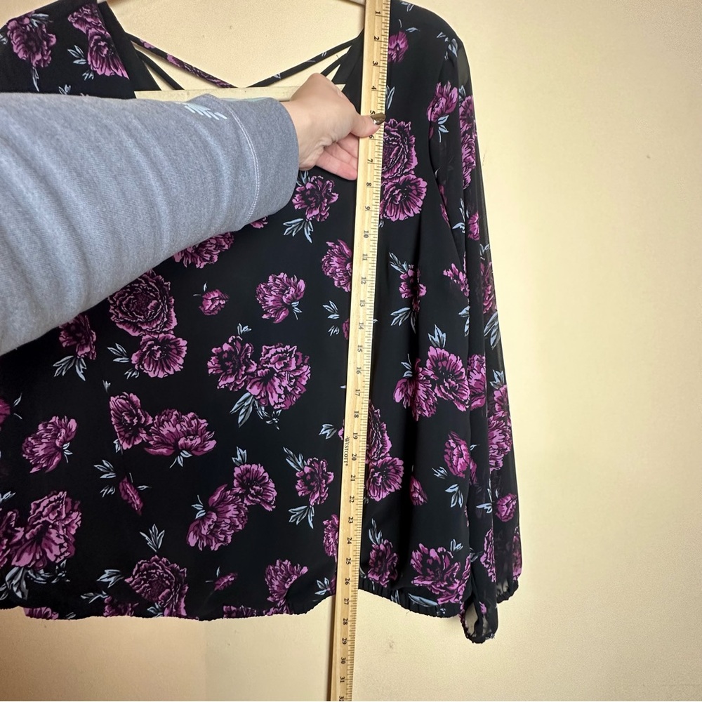 Torrid Black Pink Floral Chiffon Cage Crisscross Back Blouse Women’s Size 1X - Picture 10 of 13